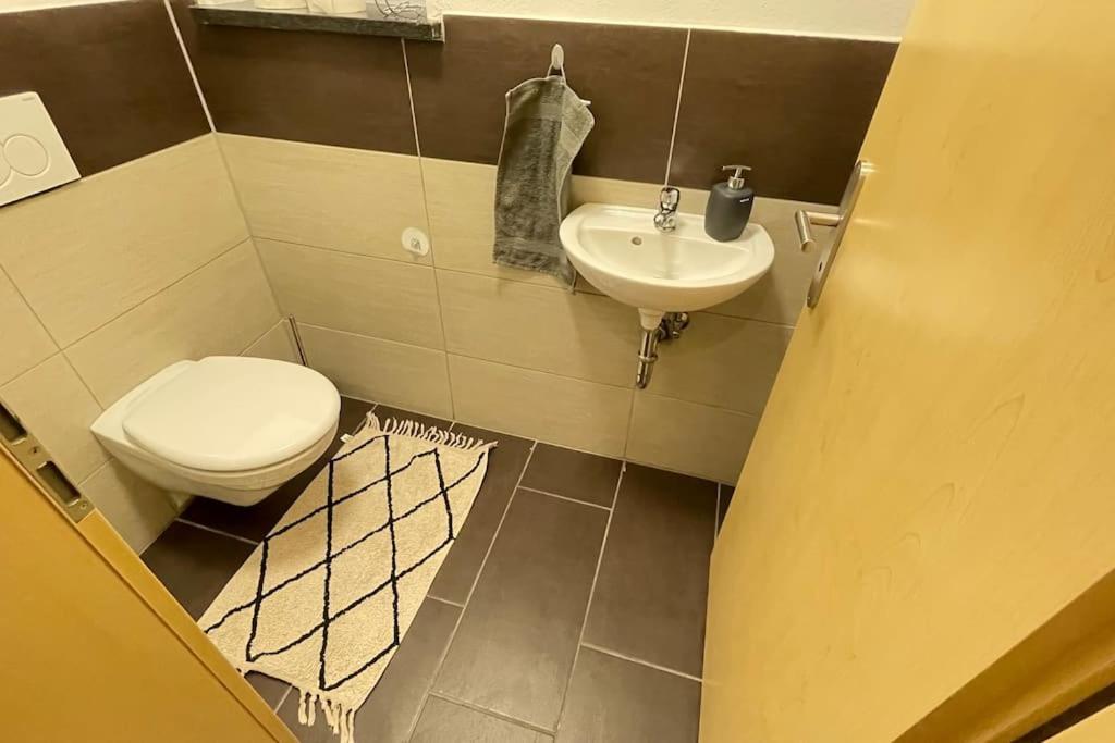 Shine Apartment シュヴァルツェンフェルト エクステリア 写真